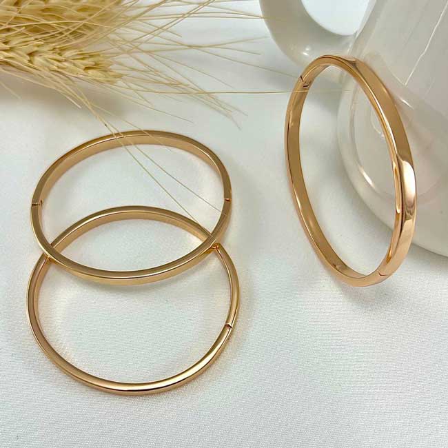 Oval mirror bangle bracelet