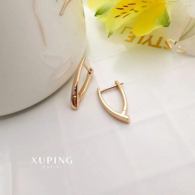 Gold design earrings