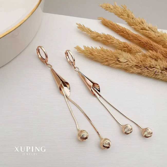 xuping's earrings Trumpet design