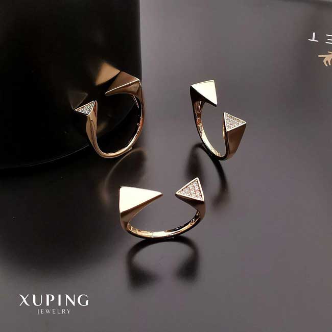 Triangular xuping ring