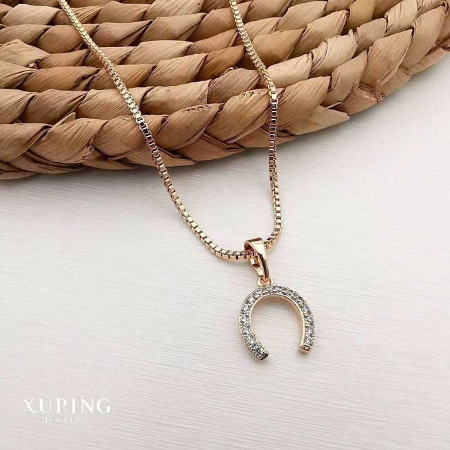 xuping horseshoe necklace